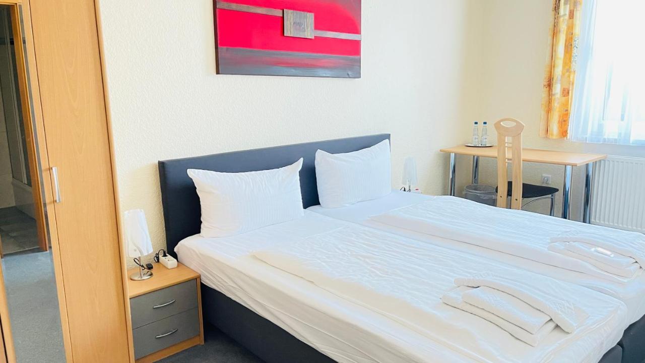 Hotel Merkur Garni Sarstedt Luaran gambar