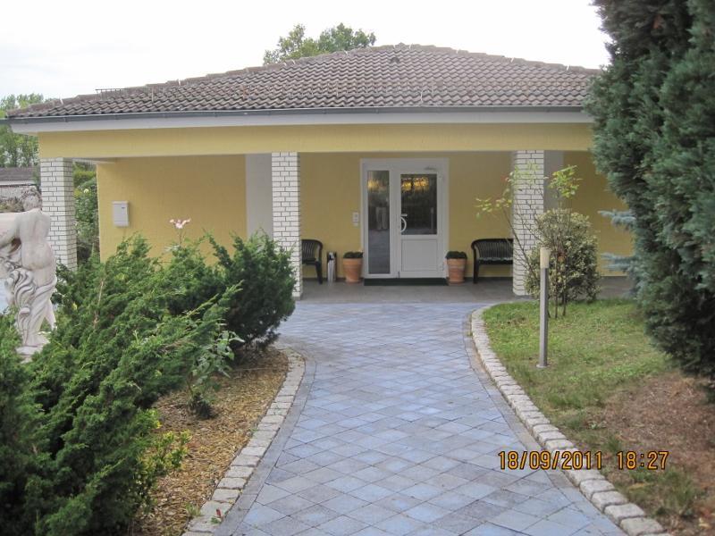 Hotel Merkur Garni Sarstedt Luaran gambar